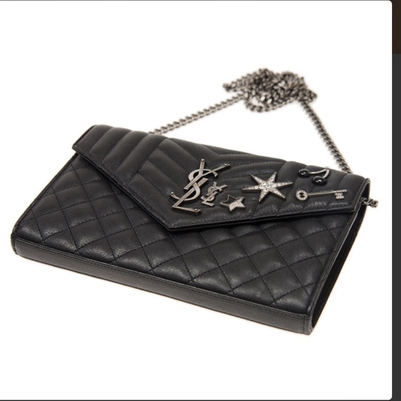 💯authentic Yves Saint Laurent Black Quilted Star Embellished Clutch envelope - Picture 2 of 7
